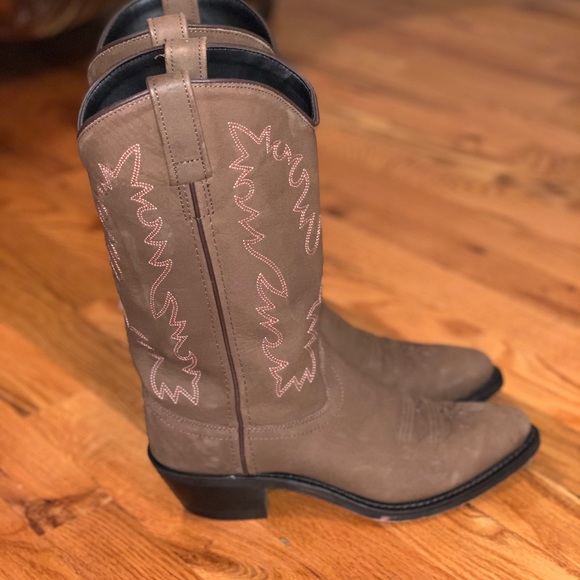 Cowgirl boots - Picture 2 of 8